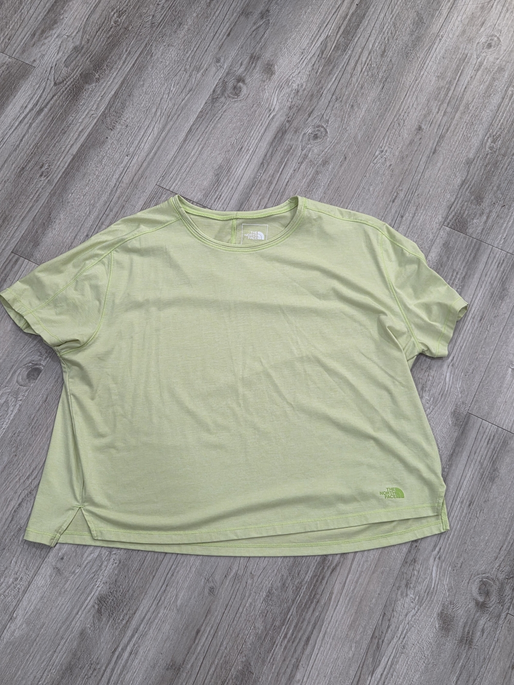 The North Face Women's Crew Neck Crop Tee - Light Lime